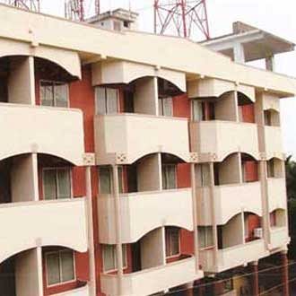 Woodside Hotel Mangalore Esterno foto